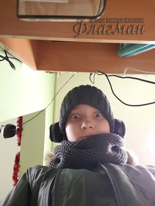 4f0ccc0b.ID Photo out.063827